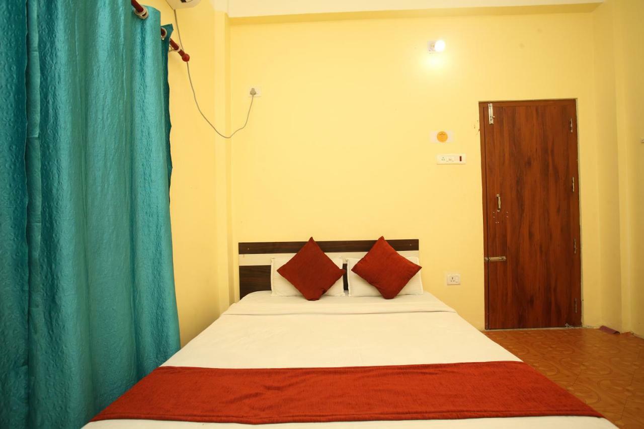 Spot On 503 Lisno Restaurant And Lodge Lumbini Ngoại thất bức ảnh