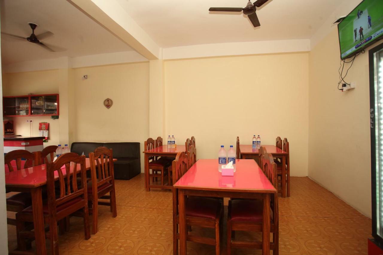 Spot On 503 Lisno Restaurant And Lodge Lumbini Ngoại thất bức ảnh